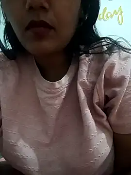 Snapshot of riyamahato8043 chatting on June 8, 3:23 pm riyamahato8043 online show from June 8, 3:23 pm