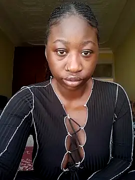 Snapshot of Darkchocolo chatting on June 7, 11:14 am Darkchocolo online show from June 7, 11:14 am
