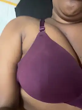 Snapshot of Mariyamike chatting on June 11, 6:50 pm Mariyamike online show from June 11, 6:50 pm