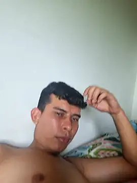 jhonier 23hot online show from July 22, 9:17 pm