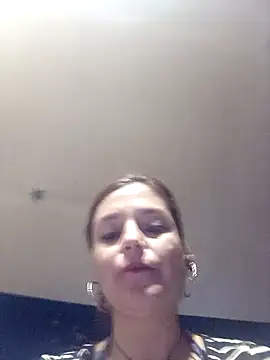 Snapshot of fresasabrosa69 chatting on June 22, 1:40 am fresasabrosa69 online show from June 22, 1:40 am
