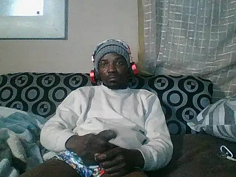 Snapshot of TheDeep454 chatting on August 1, 7:46 pm TheDeep454 online show from August 1, 7:46 pm