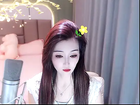 Snapshot of Mimi66688 chatting on June 10, 9:41 am Mimi66688 online show from June 10, 9:41 am