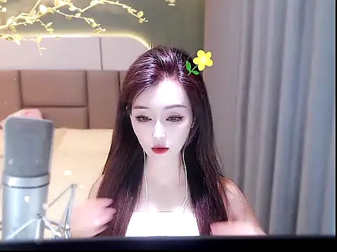 Snapshot of Mimi66688 chatting on June 13, 10:02 am Mimi66688 online show from June 13, 10:02 am