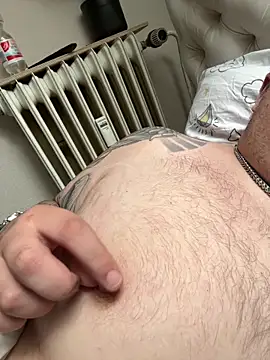Benny horny21 online show from June 4, 1:50 pm