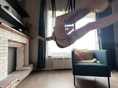 Snapshot of SpaceJet_0Novolyn chatting on July 5, 8:32 am SpaceJet 0Novolyn online show from July 5, 8:32 am