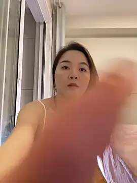 qianduoduo521 online show from July 19, 1:26 pm