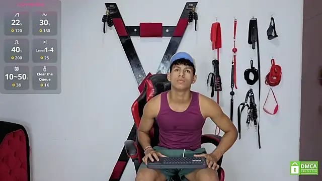 Snapshot of Nicolas_AthleticBoy chatting on July 14, 11:49 am Nicolas AthleticBoy online show from July 14, 11:49 am
