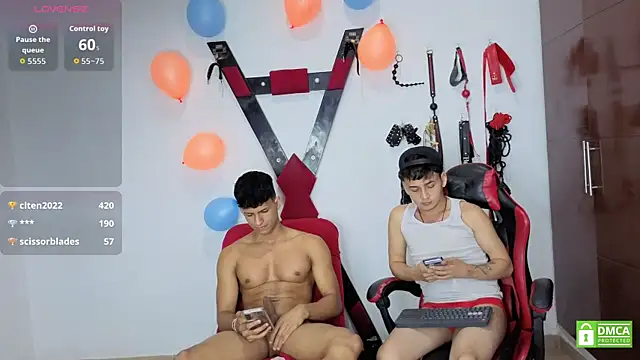 Snapshot of Nicolas_AthleticBoy chatting on July 18, 12:59 am Nicolas AthleticBoy online show from July 18, 12:59 am