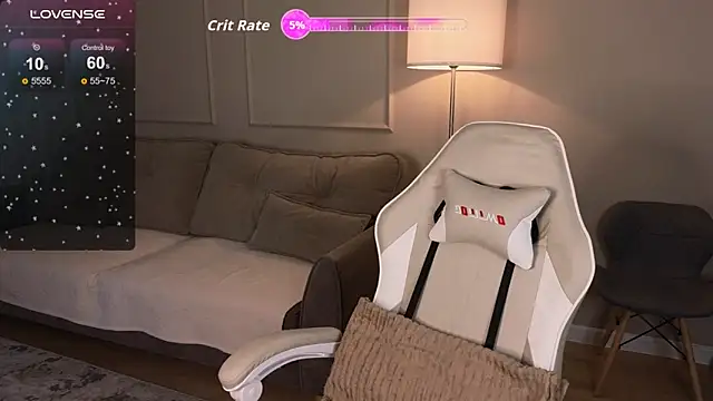 lolalitte online show from June 15, 4:25 am
