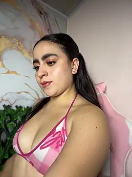 LILI 911 online show from June 20, 7:49 pm