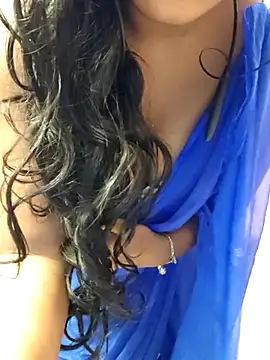Snapshot of telugubigboobs__P chatting on June 25, 6:45 pm telugubigboobs P online show from June 25, 6:45 pm