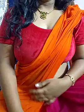 Snapshot of telugubigboobs__P chatting on July 23, 6:11 am telugubigboobs P online show from July 23, 6:11 am