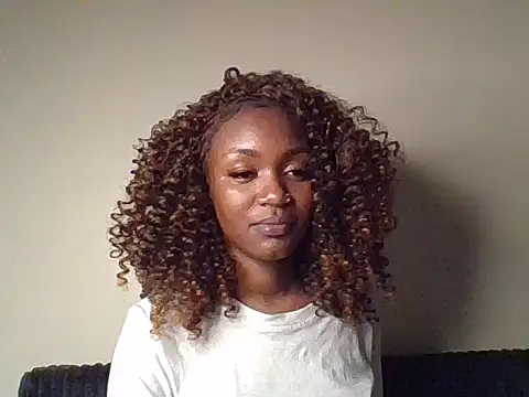 Snapshot of Lill_Miss chatting on June 5, 10:04 pm Lill Miss online show from June 5, 10:04 pm