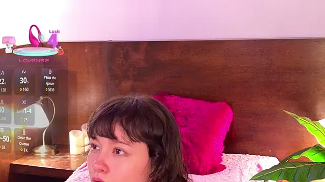 Emily amaura online show from June 22, 4:04 pm