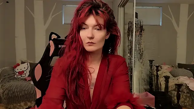 Snapshot of youngmilfBlossom chatting on June 15, 7:05 pm youngmilfBlossom online show from June 15, 7:05 pm