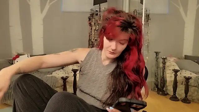 Snapshot of youngmilfBlossom chatting on June 20, 5:27 pm youngmilfBlossom online show from June 20, 5:27 pm