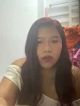 Snapshot of alecamila chatting on June 7, 1:54 am alecamila online show from June 7, 1:54 am