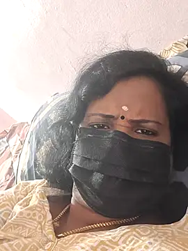 aiswarya143 online show from June 14, 5:31 am