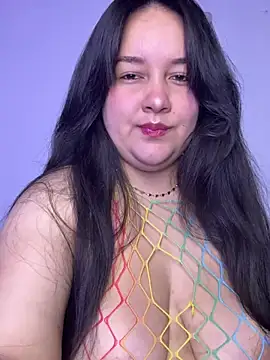 Snapshot of EvaBigBoobs chatting on June 28, 11:44 pm EvaBigBoobs online show from June 28, 11:44 pm