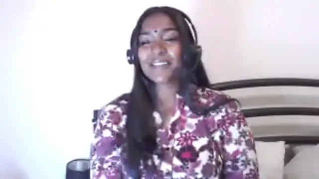 Snapshot of AsleyArquitt chatting on June 8, 5:24 pm AsleyArquitt online show from June 8, 5:24 pm