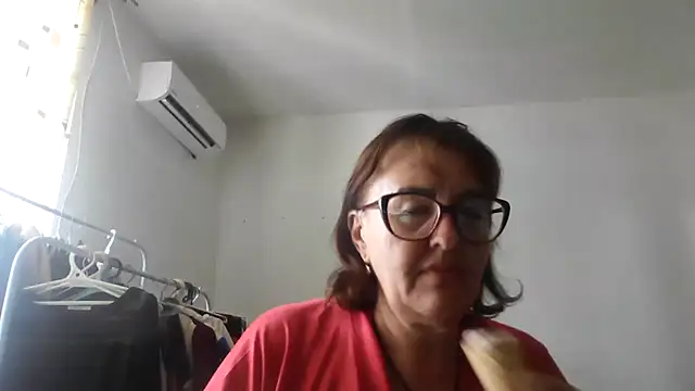 Snapshot of ErikaXShine chatting on August 2, 11:52 am ErikaXShine online show from August 2, 11:52 am