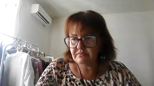 Snapshot of ErikaXShine chatting on August 8, 12:07 pm ErikaXShine online show from August 8, 12:07 pm