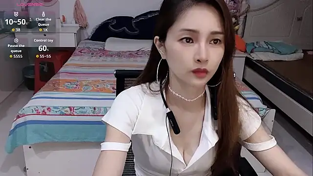 Snapshot of miaomiao-99 chatting on June 18, 10:30 am miaomiao-99 online show from June 18, 10:30 am