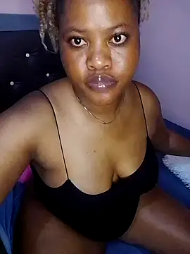 Snapshot of Yvone254 chatting on July 24, 8:51 pm Yvone254 online show from July 24, 8:51 pm