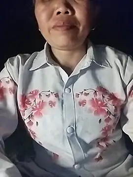 Snapshot of Vitamins-e chatting on July 7, 2:32 pm Vitamins-e online show from July 7, 2:32 pm