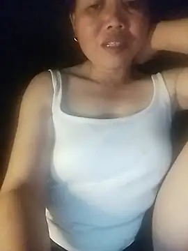 Snapshot of Vitamins-e chatting on July 18, 2:32 pm Vitamins-e online show from July 18, 2:32 pm