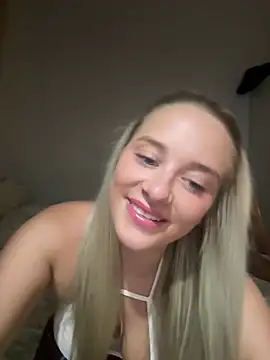 PiercedNipz online show from June 25, 3:38 pm