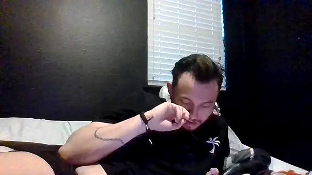 Mikecloudyhawk online show from June 27, 3:22 am