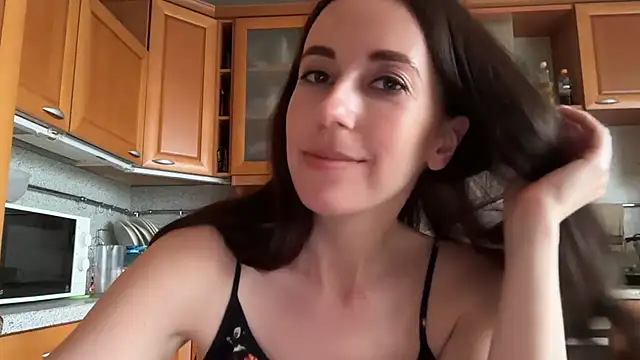 Snapshot of Flamingo_Queen chatting on July 13, 4:43 pm Flamingo Queen online show from July 13, 4:43 pm