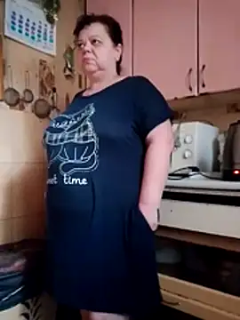 oksana72 online show from May 29, 6:11 am