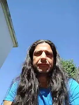 Nightcrawlers online show from June 19, 4:22 pm