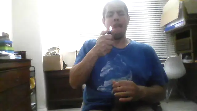 Snapshot of toosexy4myshirt chatting on August 1, 4:56 am toosexy4myshirt online show from August 1, 4:56 am