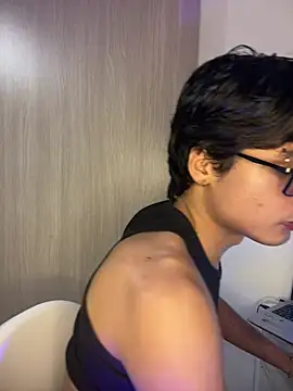 Snapshot of maximo_2019 chatting on June 10, 9:03 pm maximo 2019 online show from June 10, 9:03 pm