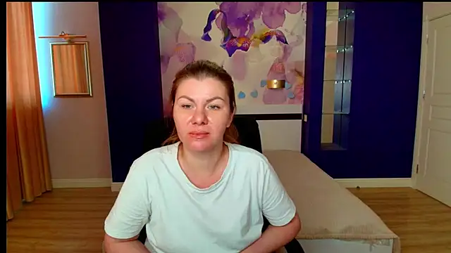 LunaKissesx online show from June 8, 5:52 am