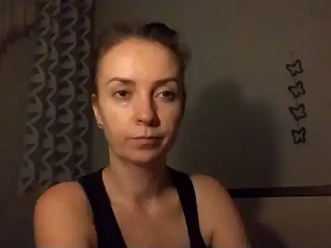 JenniferAlone online show from July 15, 8:14 pm