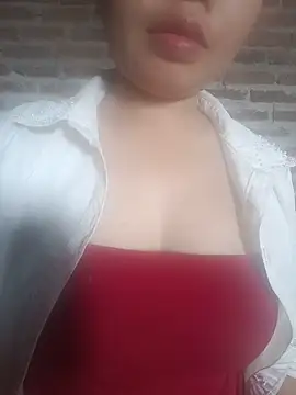Snapshot of ngoc_dung chatting on June 12, 1:26 am ngoc dung online show from June 12, 1:26 am