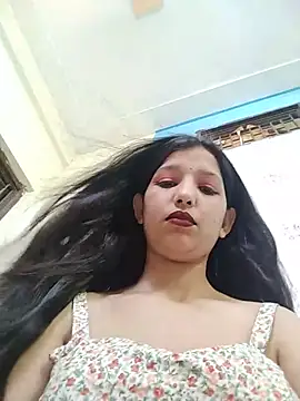 Snapshot of Queen_Rosyy chatting on June 19, 6:07 am Queen Rosyy online show from June 19, 6:07 am