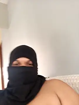 Snapshot of FFelipe000777 chatting on June 8, 1:11 pm FFelipe000777 online show from June 8, 1:11 pm