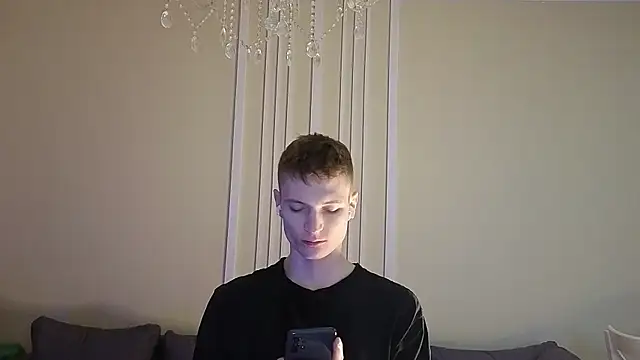 Snapshot of viksons chatting on July 11, 6:32 pm viksons online show from July 11, 6:32 pm