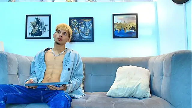 Hot skinny guys online show from July 22, 1:30 am