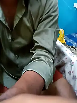 Lawrencedlkk007 online show from March 15, 9:49 pm