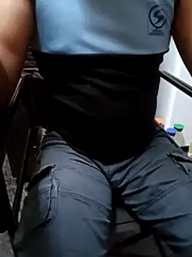 Lawrencedlkk007 online show from February 10, 11:03 am