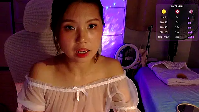 urgrl portia online show from July 10, 10:51 am