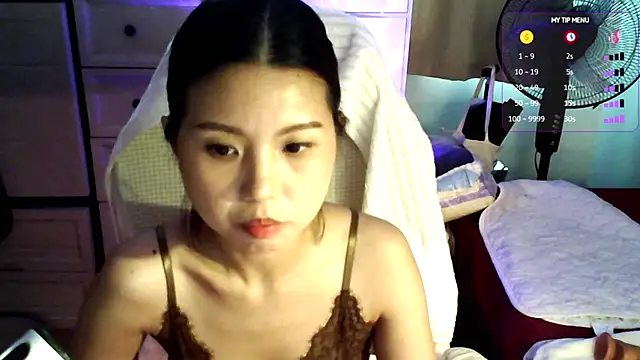 urgrl portia online show from July 22, 10:18 am