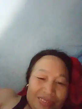 Snapshot of lylylai chatting on June 20, 1:14 pm lylylai online show from June 20, 1:14 pm